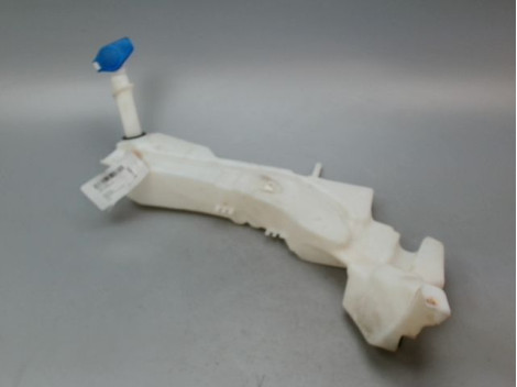 RESERVOIR LAVE-GLACE AVANT FORD KUGA BREAK I 2008-2012