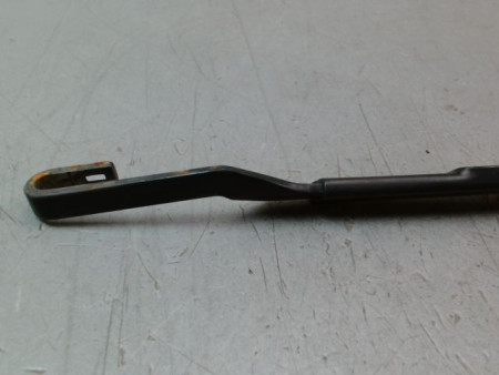 BRAS ESSUIE-GLACE AVANT GAUCHE TOYOTA AURIS 2010-