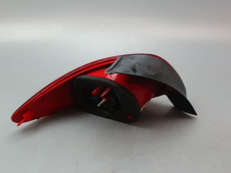 FEU ARRIERE DROIT PEUGEOT 206 + 2009-2013
