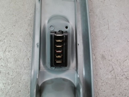 COMMANDE LEVE-GLACE PORTE AVD RENAULT TWINGO I Phase 3 2000-2007