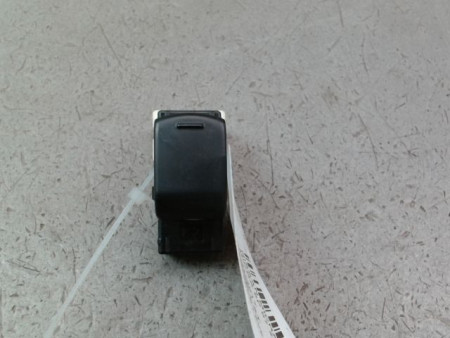 COMMANDE LEVE-GLACE PORTE AVD NISSAN MICRA 2009-