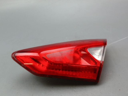 FEU ARRIERE INTERIEUR DROIT NISSAN PULSAR