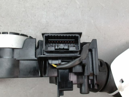 COMMANDE ECLAIRAGE TOYOTA AURIS I Phase 1 2007-2010