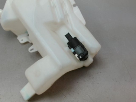 RESERVOIR LAVE-GLACE AVANT NISSAN QHASQAI 2007-