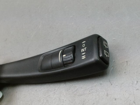 COMMANDE ESSUIE GLACE VOLVO V50