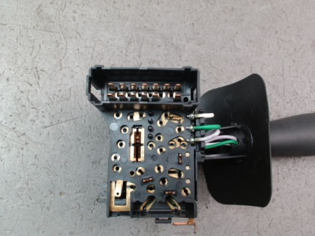 COMMANDE ECLAIRAGE RENAULT CLIO CAMPUS II Phase 1 2006-2009
