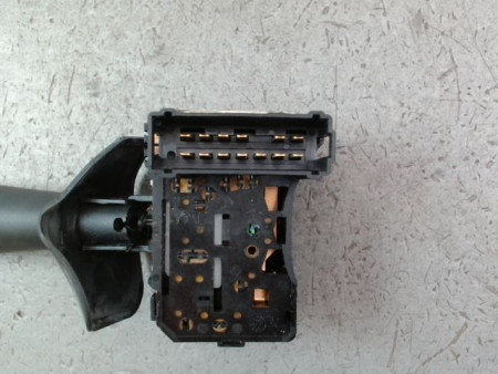 COMMANDE ESSUIE GLACE DACIA SANDERO I 2008-2012