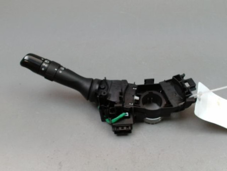 COMMANDE ECLAIRAGE PEUGEOT 108