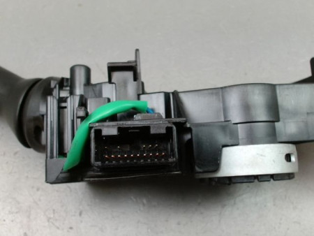 COMMANDE ECLAIRAGE PEUGEOT 108