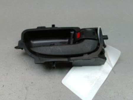POIGNEE INTERIEURE PORTE AVANT DROIT PEUGEOT 108