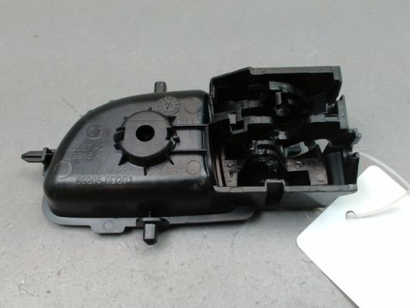 POIGNEE INTERIEURE PORTE AVANT DROIT PEUGEOT 108