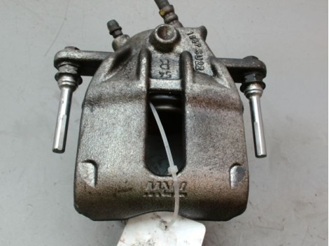 ETRIER DE FREIN AVANT DROIT RENAULT CLIO III Phase 2 2009-2014