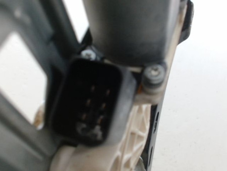 MECANISME+MOTEUR LEVE-GLACE AVANT GAUCHE MERCEDES CLASSE C BERL. II Phase 2 (203) 2004-2006