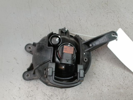 PHARE ANTIBROUILLARD AVANT DROIT CHEVROLET CRUZE BERL. 2009-...