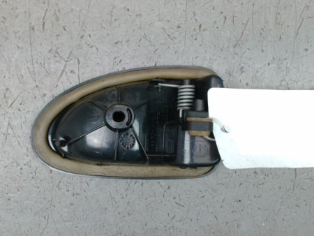 POIGNEE INTERIEURE PORTE ARRIERE GAUCHE RENAULT CLIO II Phase 1 1998-2001