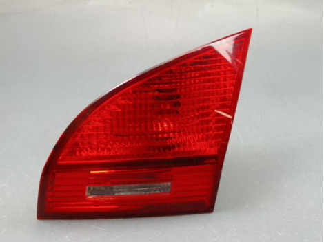 FEU ARRIERE INTERIEUR DROIT KIA VENGA 09-
