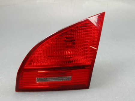 FEU ARRIERE INTERIEUR DROIT KIA VENGA 09-