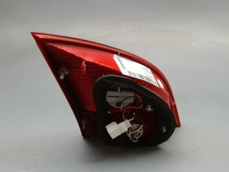 FEU ARRIERE INTERIEUR DROIT KIA VENGA 09-