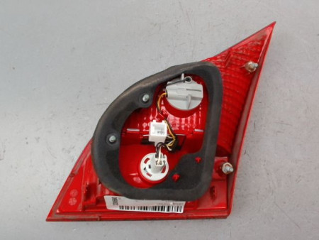 FEU ARRIERE INTERIEUR GAUCHE KIA VENGA 09-