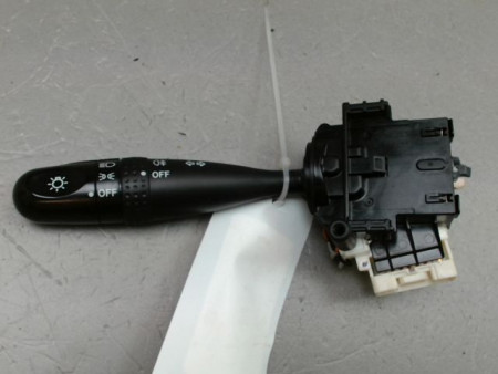 COMMANDE ECLAIRAGE SUZUKI SWIFT III 2005-2011