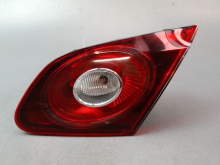 FEU ARRIERE INTERIEUR DROIT VOLKSWAGEN PASSAT 2010-