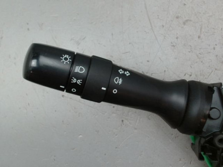 COMMANDE ECLAIRAGE PEUGEOT 108