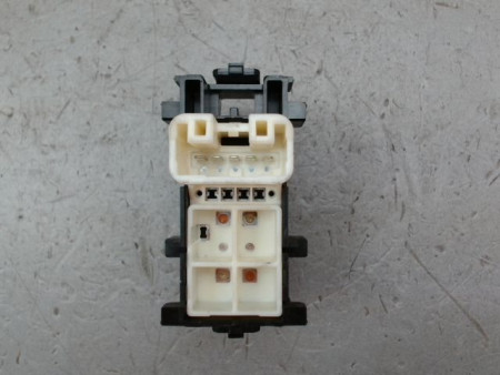 COMMANDE LEVE-GLACE PORTE AVD TOYOTA YARIS II Phase 1 2005-2009