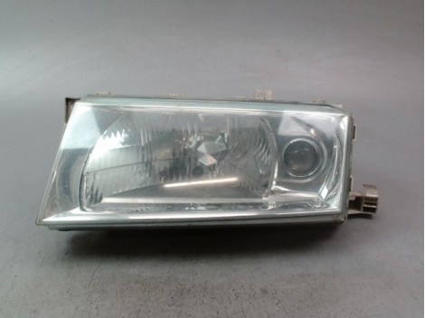 PHARE GAUCHE SKODA OCTAVIA COMBI 2000-