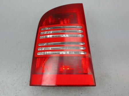 FEU ARRIERE GAUCHE  SKODA OCTAVIA COMBI 2000-