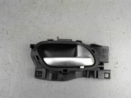 POIGNEE INTERIEURE PORTE AVANT DROIT PEUGEOT 208