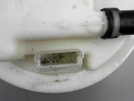 POMPE CARBURANT IMMERGEE PEUGEOT 206 1998-2009