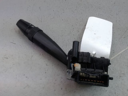 COMMANDE ECLAIRAGE SUZUKI SWIFT III 2005-2011