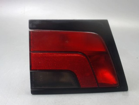 FEU ARRIERE INTERIEUR GAUCHE PEUGEOT 806 MONOSP. 1994-2001