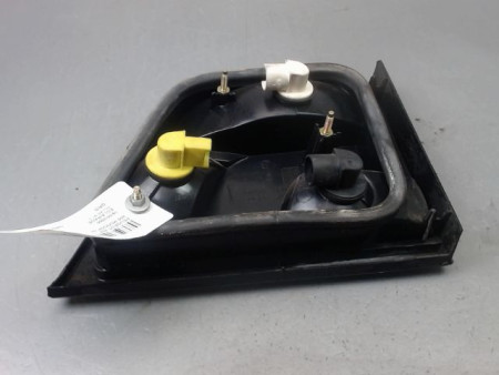 FEU ARRIERE INTERIEUR GAUCHE PEUGEOT 806 MONOSP. 1994-2001
