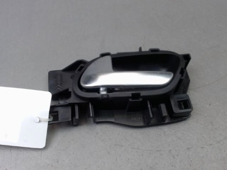 POIGNEE INTERIEURE PORTE ARRIERE GAUCHE PEUGEOT 208 Phase 1 2012-...