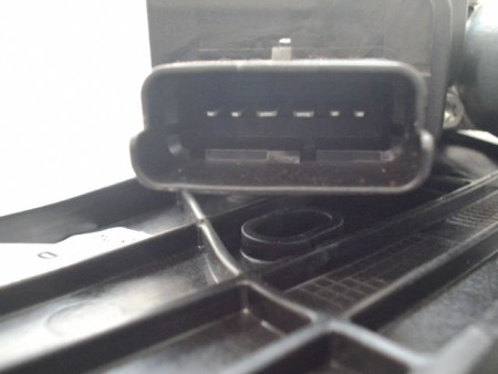 MECANISME+MOTEUR LEVE-GLACE ARRIERE DROIT PEUGEOT 3008 2009-