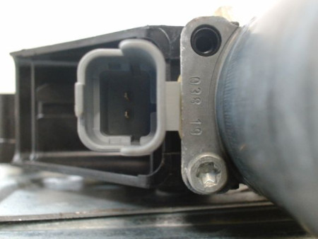 MECANISME+MOTEUR LEVE-GLACE AVANT DROIT PEUGEOT 208 Phase 1 2012-...