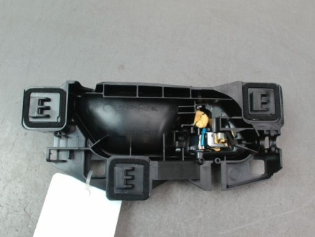 POIGNEE INTERIEURE PORTE AVANT GAUCHE PEUGEOT 3008 2009-