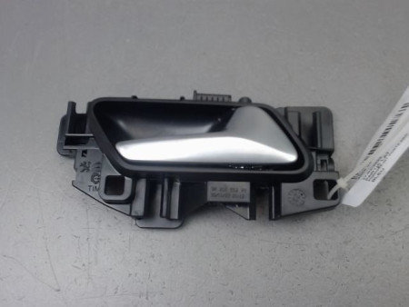 POIGNEE INTERIEURE PORTE ARRIERE DROIT PEUGEOT 3008 2009-