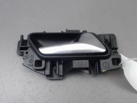 POIGNEE INTERIEURE PORTE AVANT DROIT PEUGEOT 308 2009-