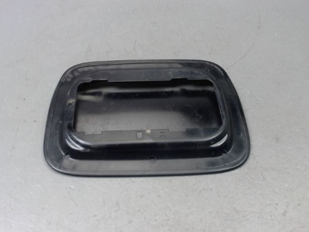 VOLET DE TRAPPE CARBURANT BMW X1