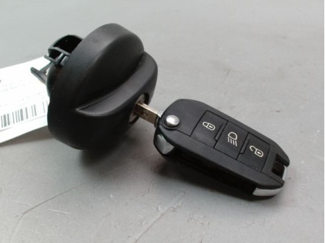 BOUCHON RESERVOIR A CARBURANT PEUGEOT 2008 Phase 1 2013-...
