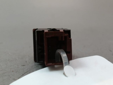 BOUTON DE WARNING PEUGEOT 207 2006-2013