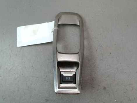 INTERIEUR COMMANDE FREIN A MAIN PEUGEOT 3008 2009-