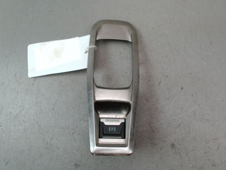 INTERIEUR COMMANDE FREIN A MAIN PEUGEOT 3008 2009-
