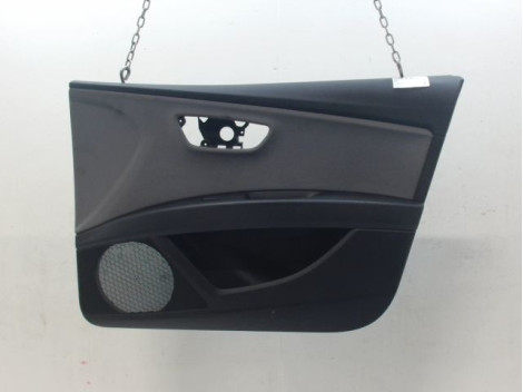 GARNITURE PORTE AVANT DROIT SEAT LEON 2009-