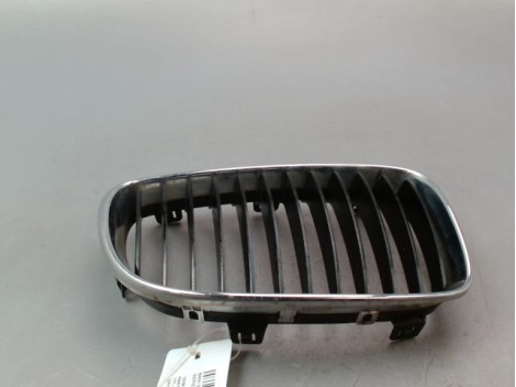 GRILLE CALANDRE DROIT BMW SERIE 1 I (E81) 2007-2011