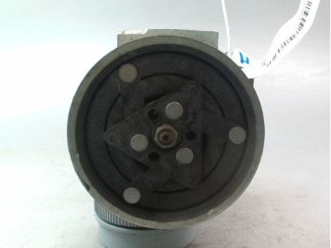 COMPRESSEUR AIR CONDITIONNE DACIA SANDERO I 2008-2012