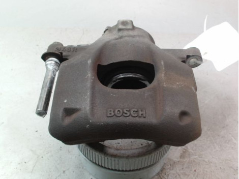 ETRIER DE FREIN AVANT DROIT TOYOTA AYGO 3P