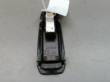 COMMANDE LEVE-GLACE PORTE AVD PEUGEOT 308 2011-